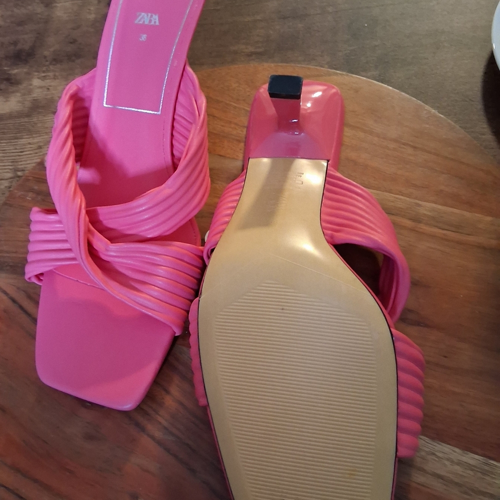 Zara Hot Pink Twisted Strap Mules